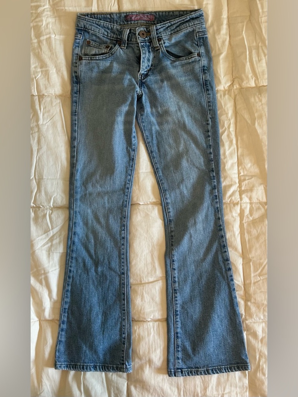 Levi's 518 super low Light Blue bootcut Jeans